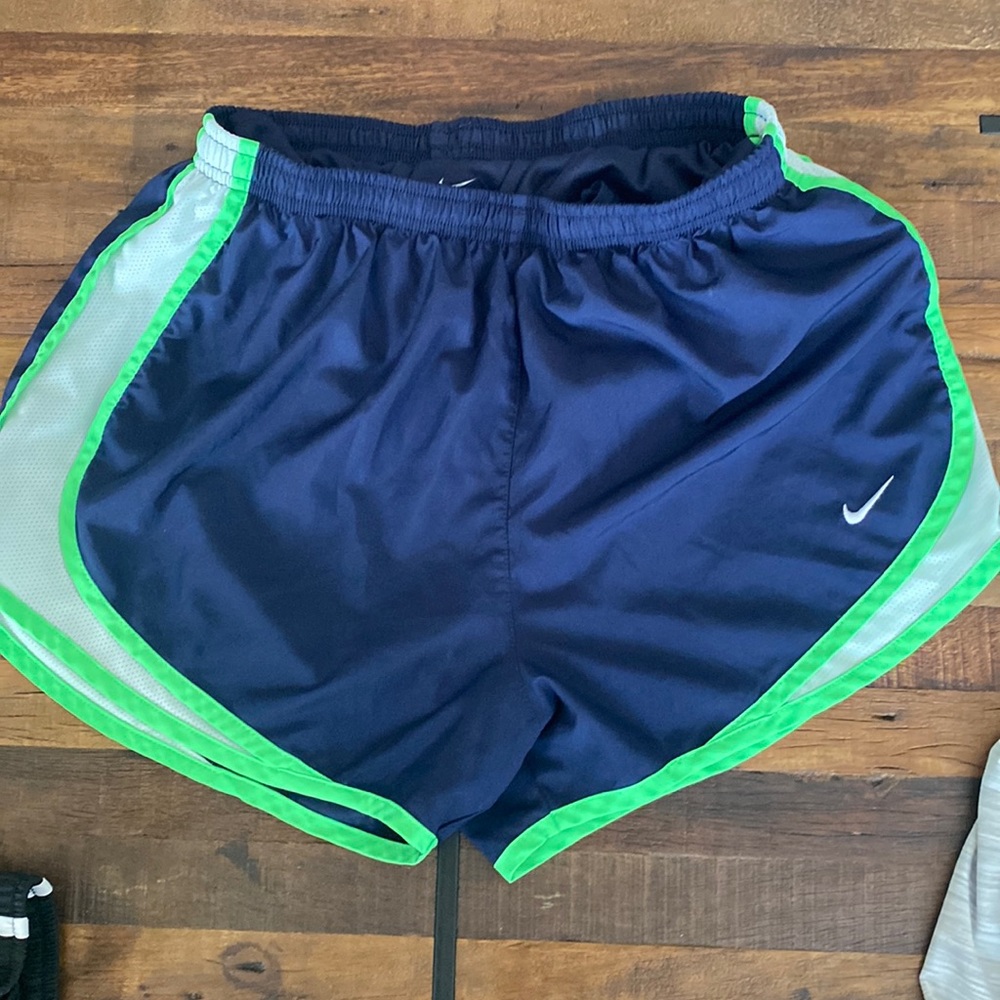 Nike shorts navy/lime green/white - Picture 1 of 3